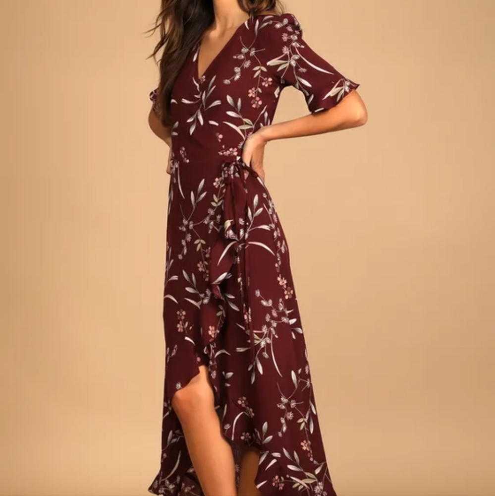 Lulu's beautiful high low dress! It's beautiful, comfortable,and feminine!